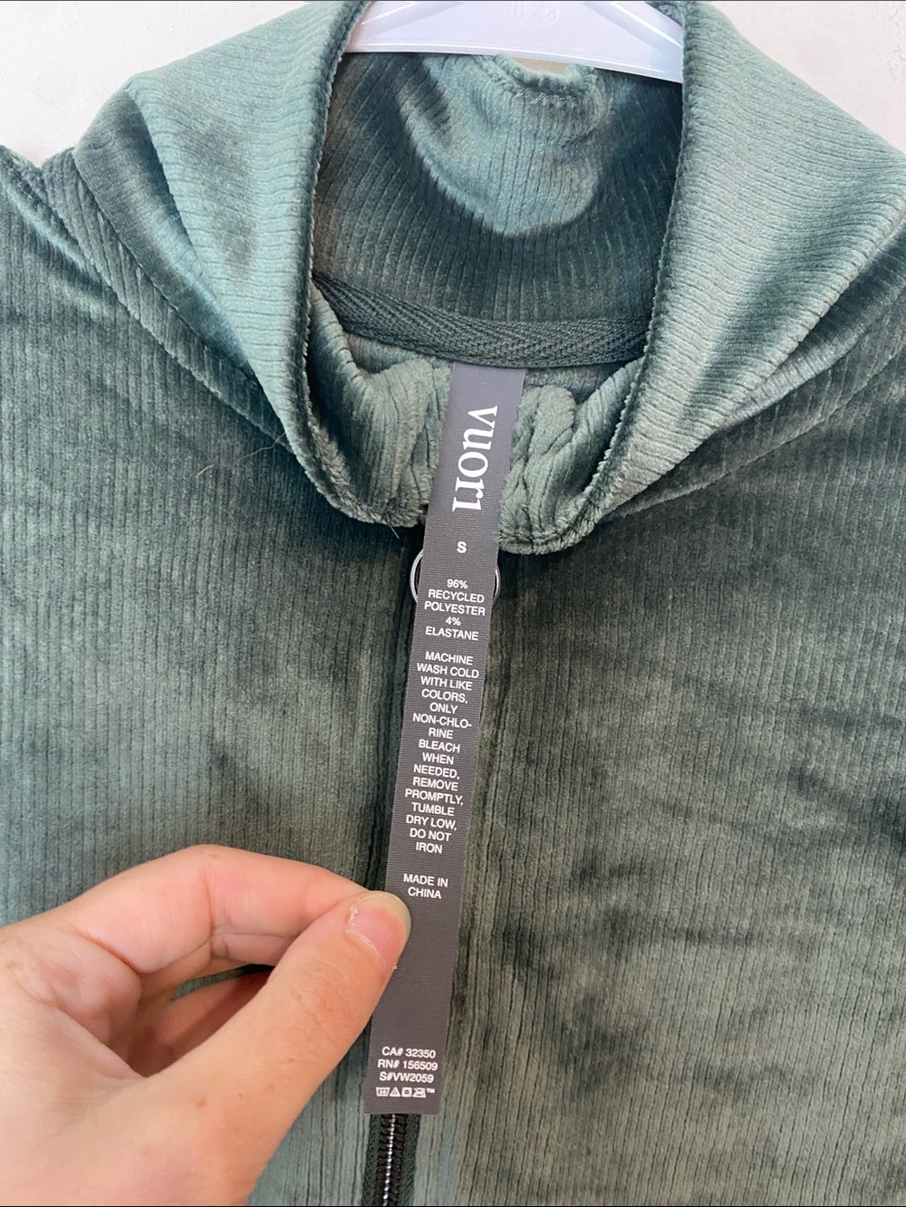 Vuori Velvet Haven Forest Green Valour Quarter Zip Jacket Cropped Size S - Picture 6 of 6